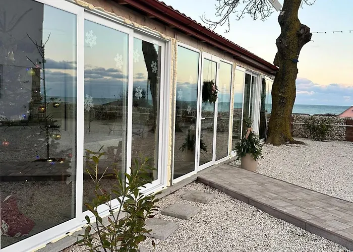 Halta Pescarus Guest house